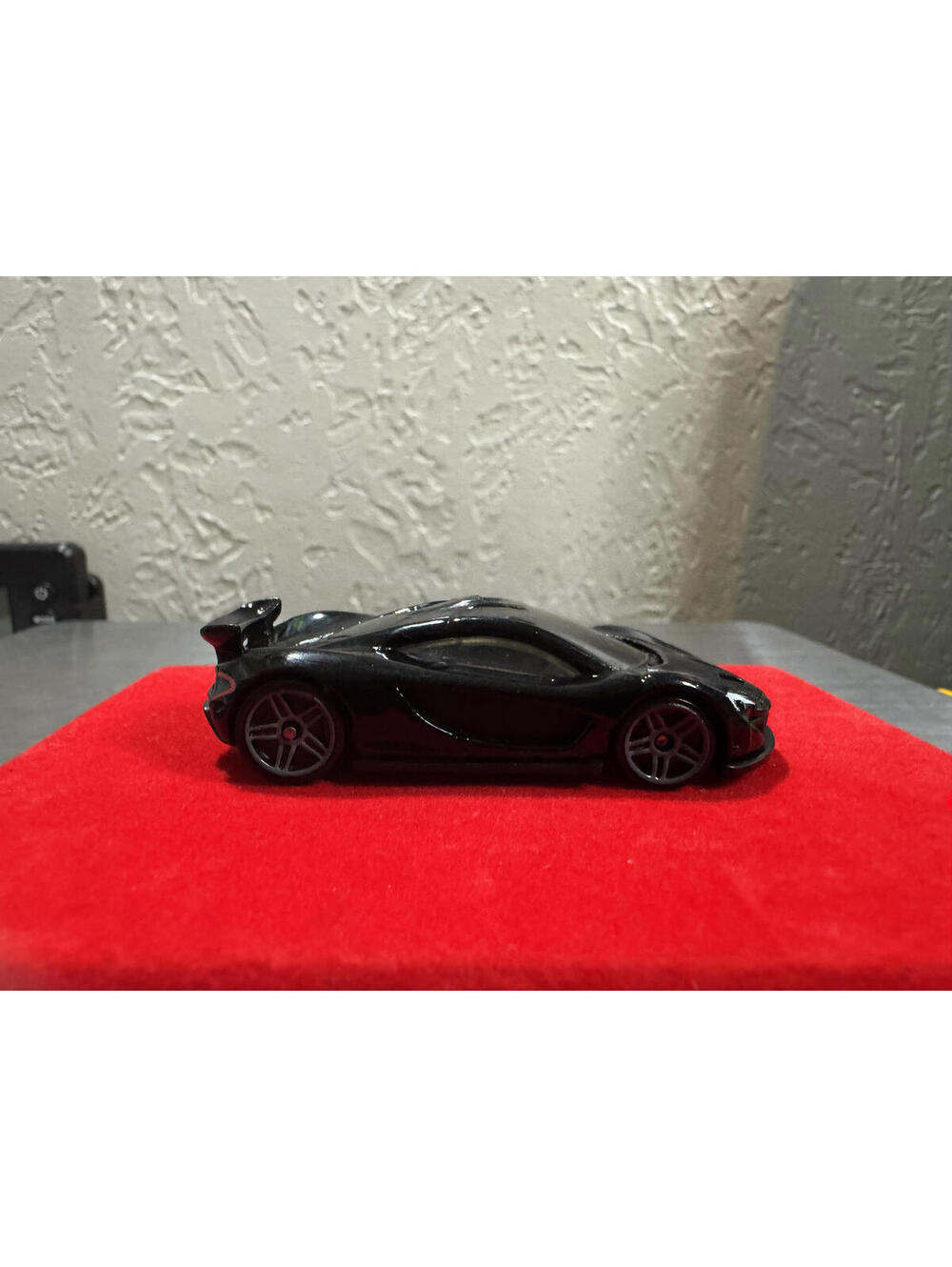 Hot Wheels 2014 McLaren P1 Black Diecast Car